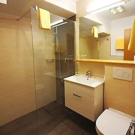 Bed & Breakfast St.leonhard 3*