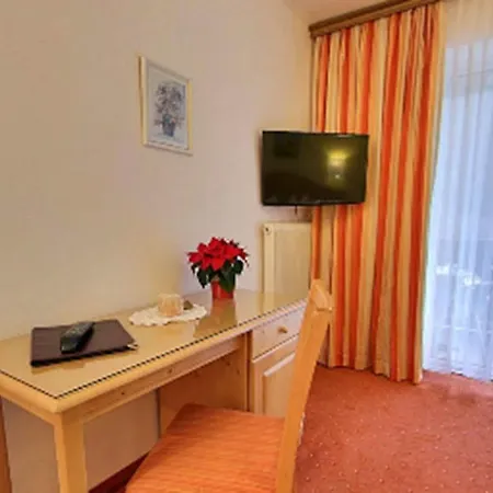 Bed & Breakfast St.leonhard