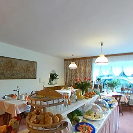Frühstückspension St.leonhard 3*