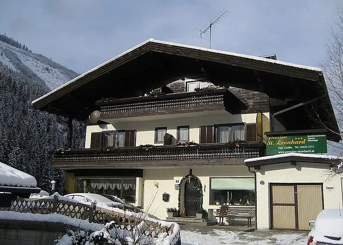 Bed & Breakfast St.leonhard 3*